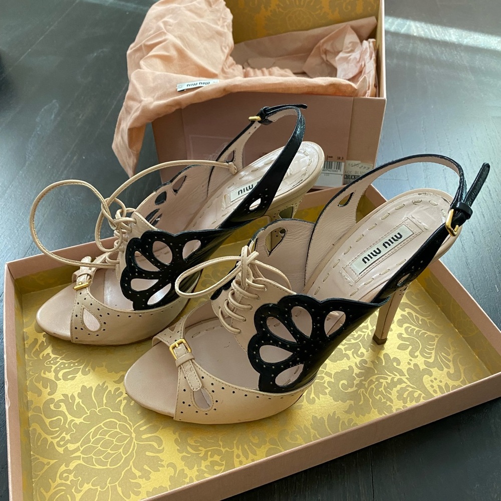 Gorgeous heeled sandals!! Miu Miu